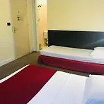 Отель Savoy 2*