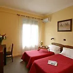 Savoy 2*
