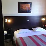 Отель Savoy 2*