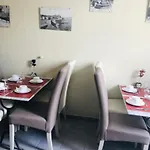 Hotel Savoy