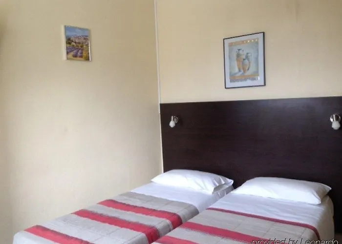 Savoy 2* Juan-les-Pins